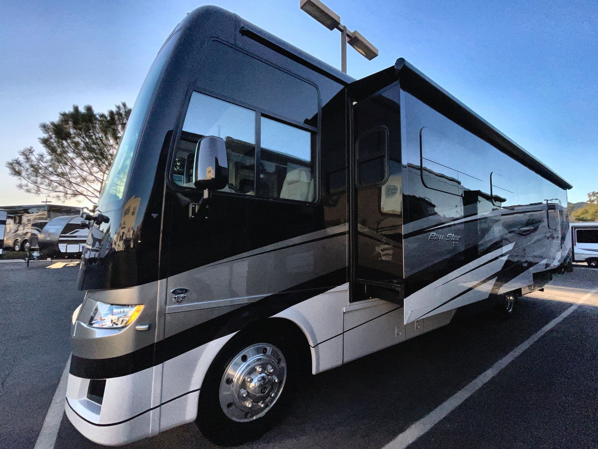 2025 Newmar Bay Star 3629 in san marcos CA
