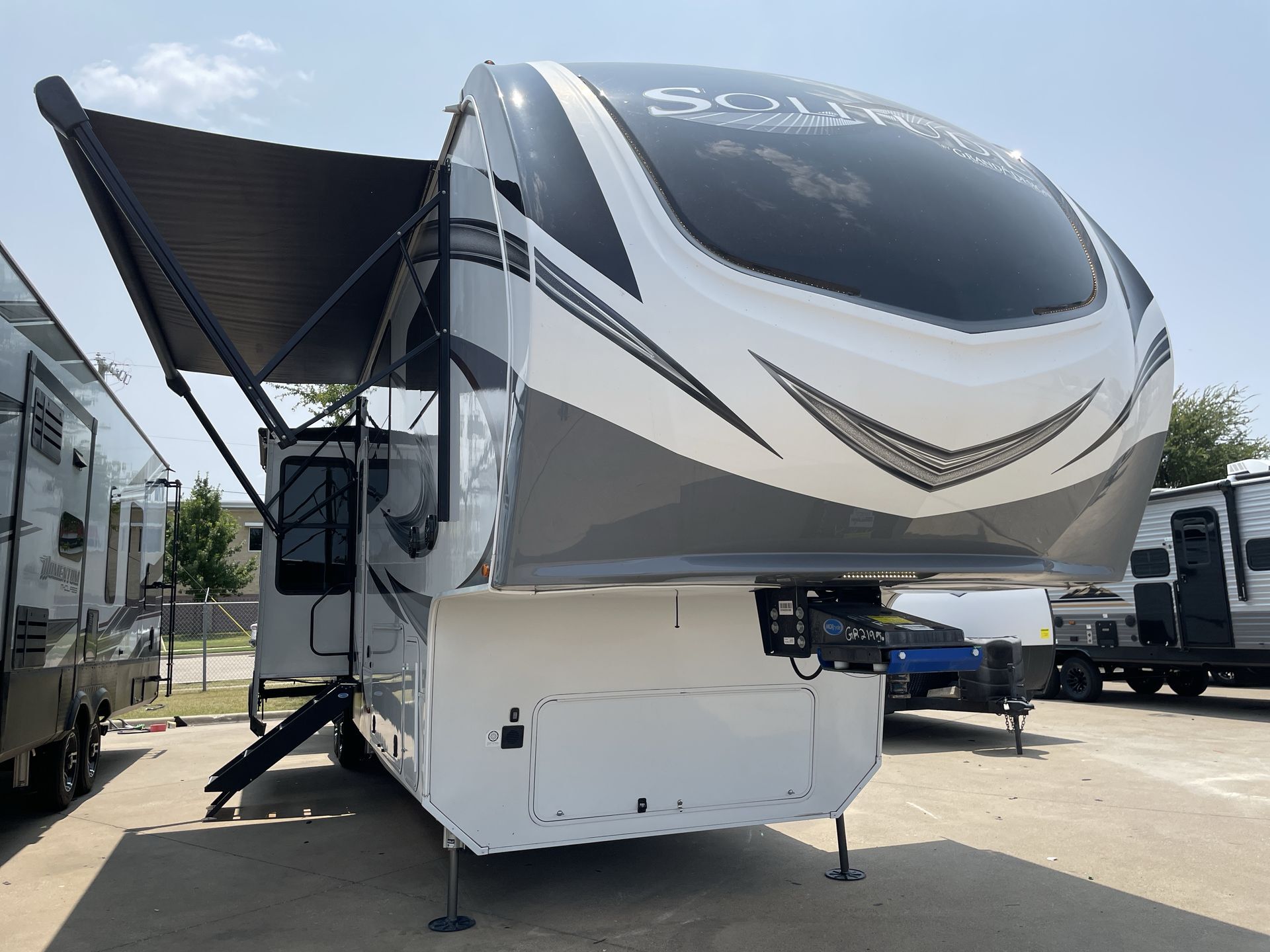 2023 Grand Design Solitude 390RK in mesquite TX