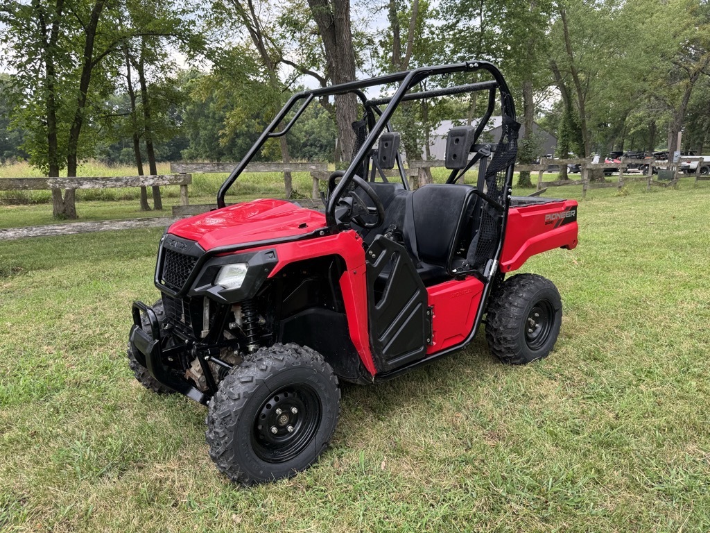 2023 Honda Pioneer 520 BASE in butler MO