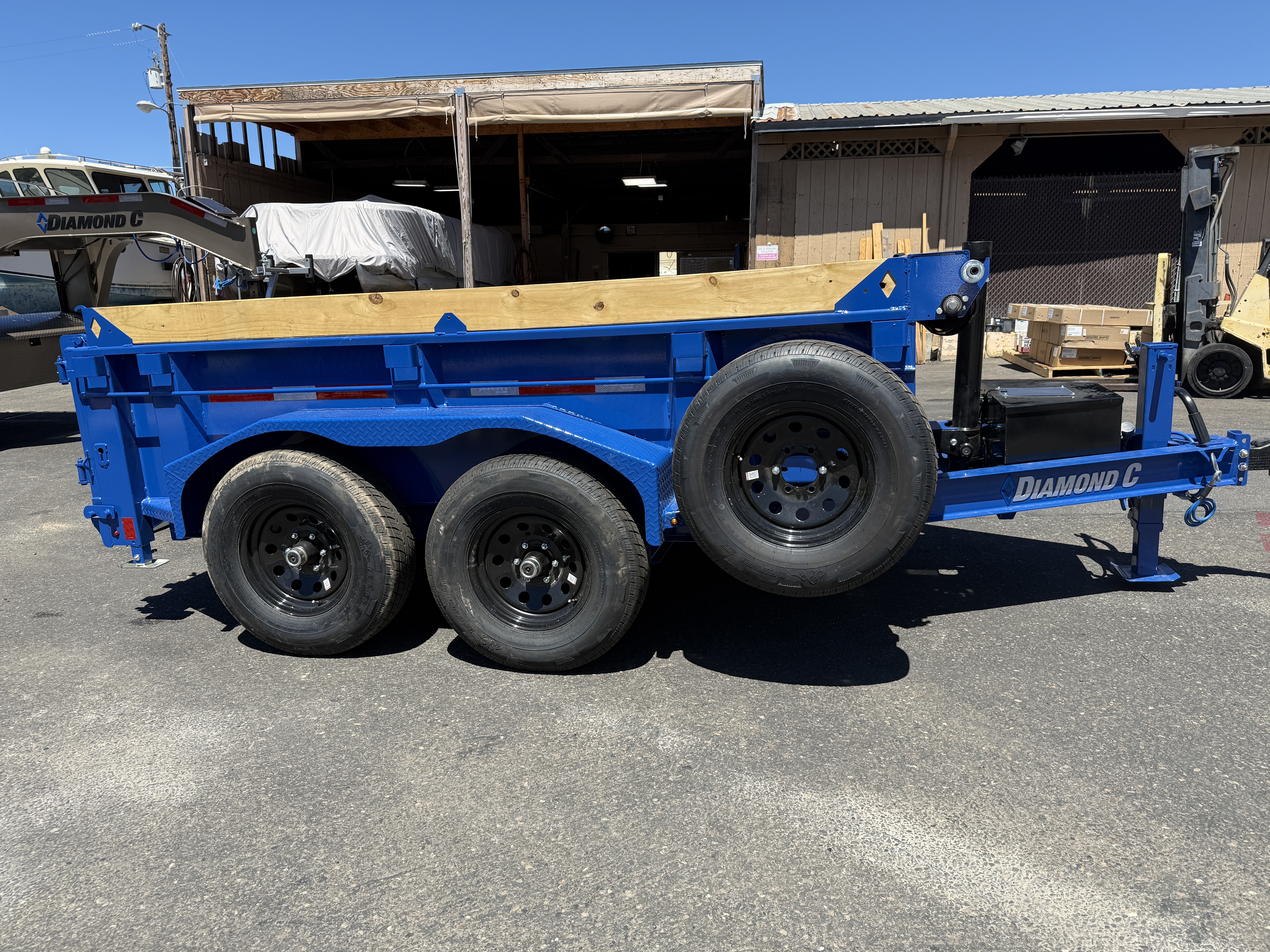 2027 DIAMOND C MDT206 MEDIUM DUTY DUMP TRAILER(6767) in Arroyo Grande, CA