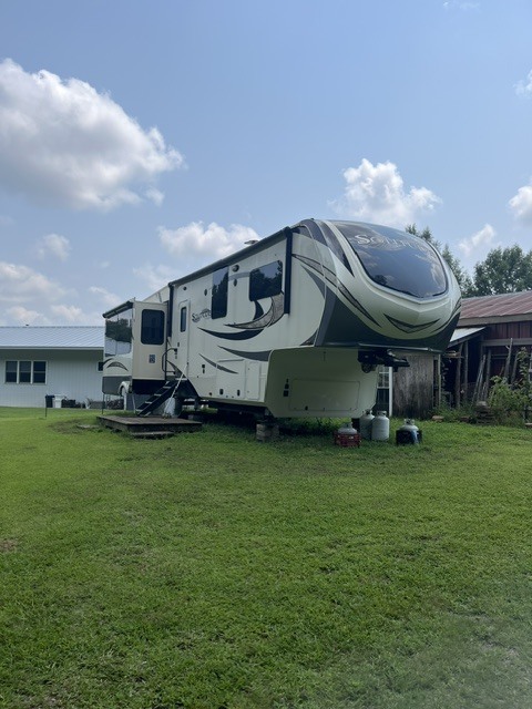 2018 Grand Design SOLITUDE 377MBS RV