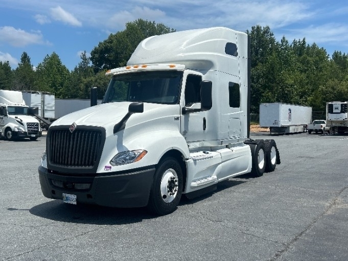 2020 INTERNATIONAL LT625 in Greensboro, NC