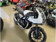 Triumph Expands 400 Lineup with Tracker and Thruxton  image