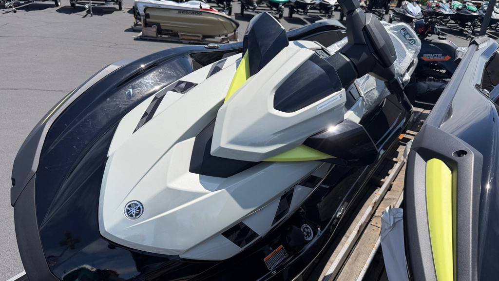 2026 Yamaha VX Cruiser HO BLACK in Sublimity, OR