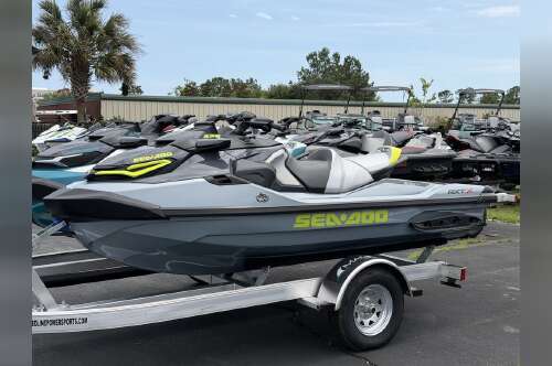 2026 Sea-Doo RXT-X 325 Ice Metal Manta Green in myrtle beach SC