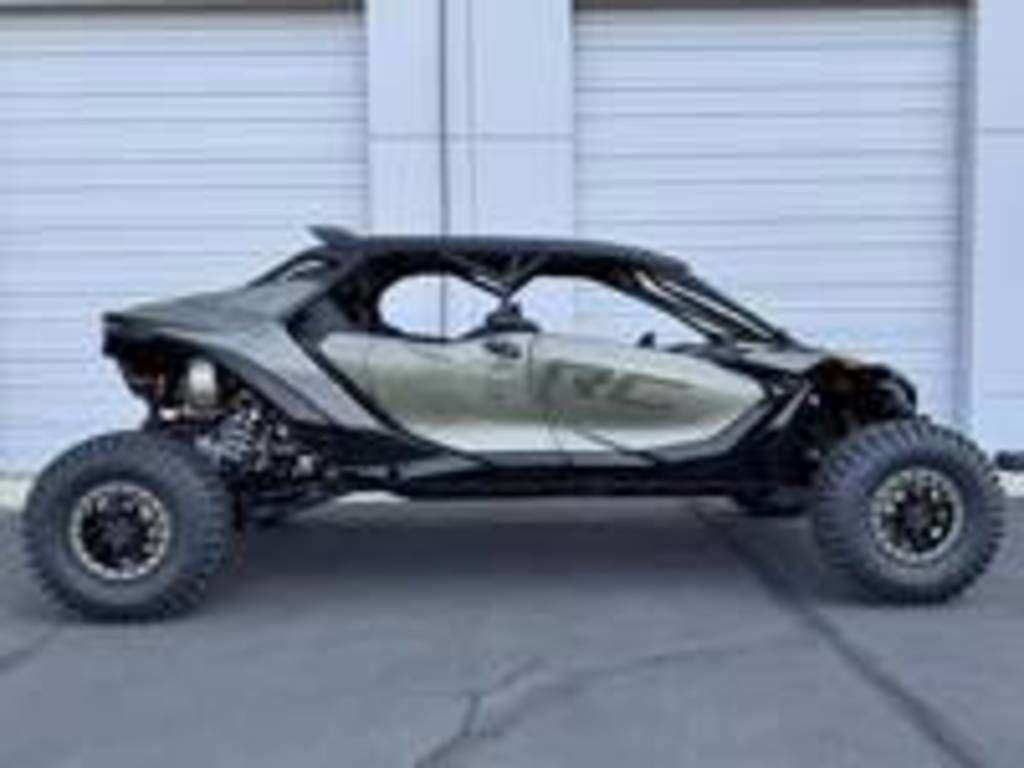 2026 Can-Am Maverick R MAX X Rc With Smart-Shox Recreation / Sport ATV