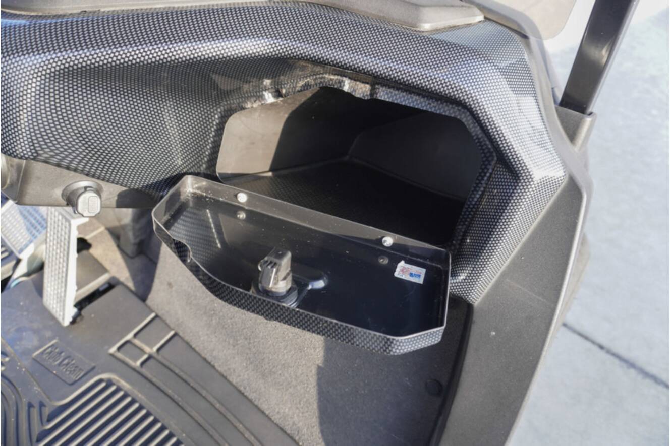 A photo of this 2017 Yamaha Drive2 EFI Quietech PTV