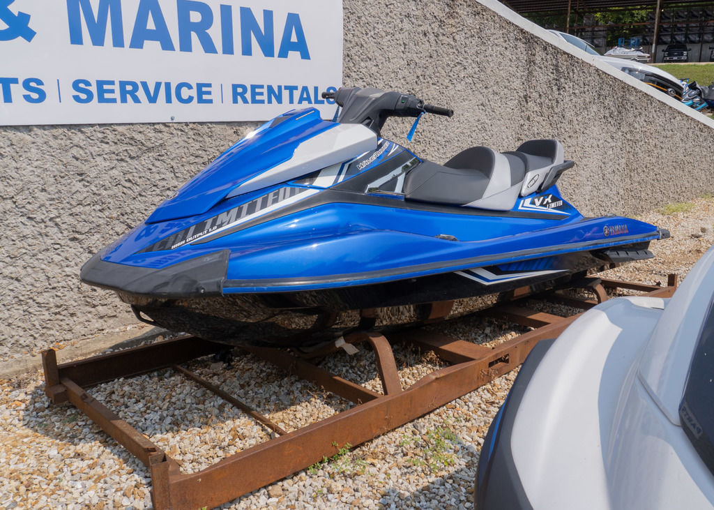 2017 Yamaha Waverunners VX Limited - Azure Blue Limited - Azure Blue LIMITED in Osage Beach, MO