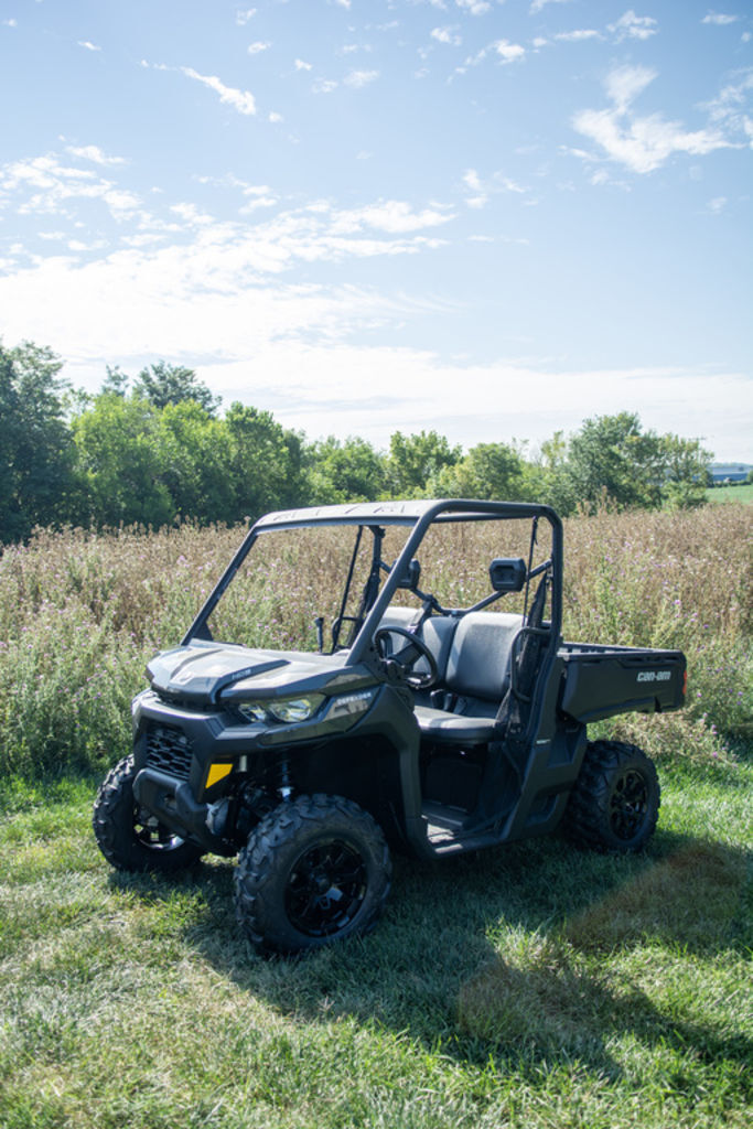 2025 Can-Am Defender DPS HD9 Stealth Black in harrisonburg VA