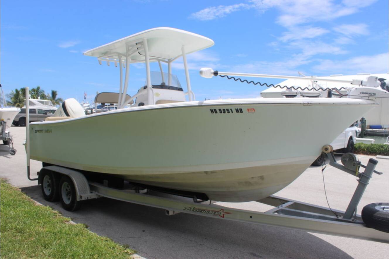 A photo of this 2018 Sportsman Heritage 231 Center Console