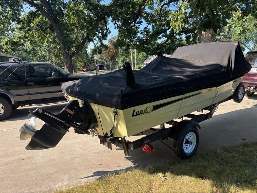 1972 Lund Caliente in beloit WI
