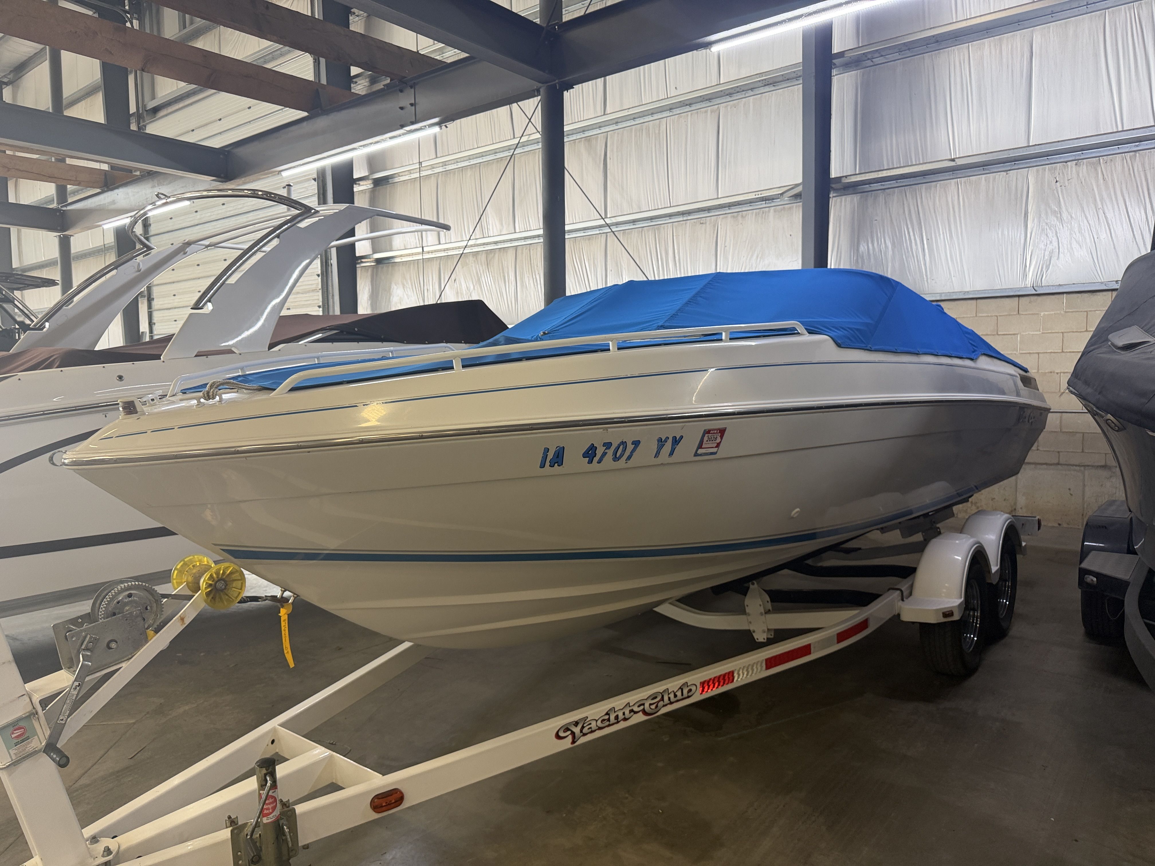 1991 Chris-Craft 207 Concept Bow Rider in okoboji IA