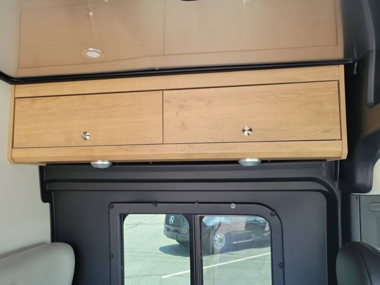 A photo of this 2026 Airstream Rangeline 21