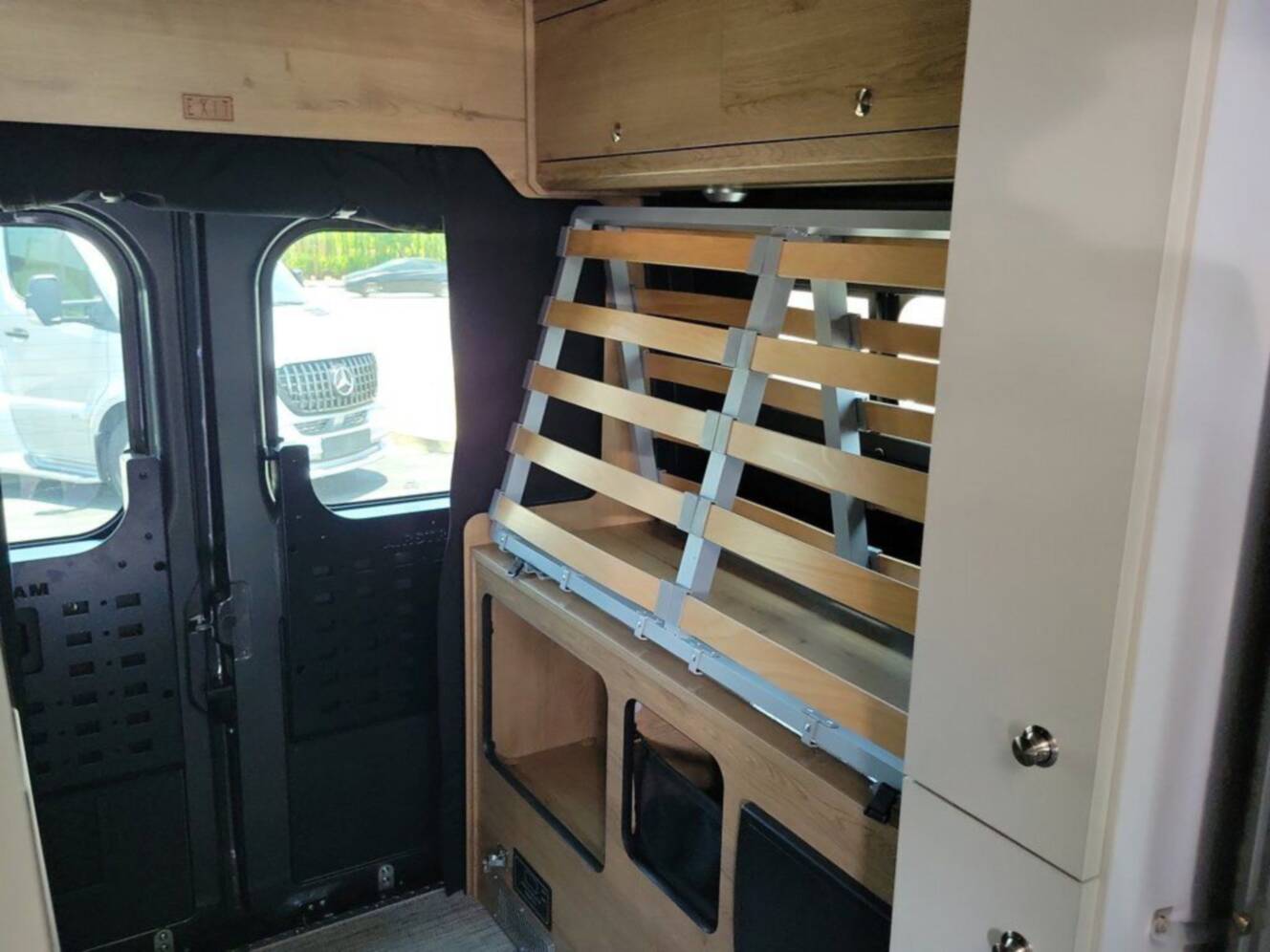 A photo of this 2026 Airstream Rangeline 21