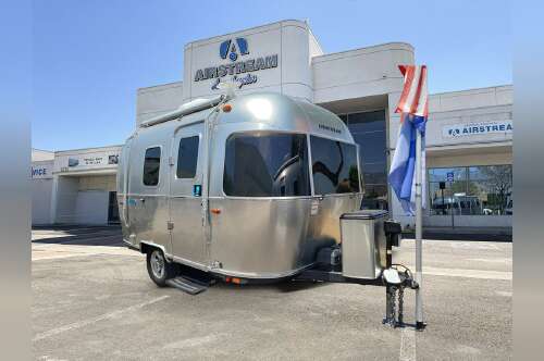 2025 Airstream Bambi ® 16RB in san gabriel CA