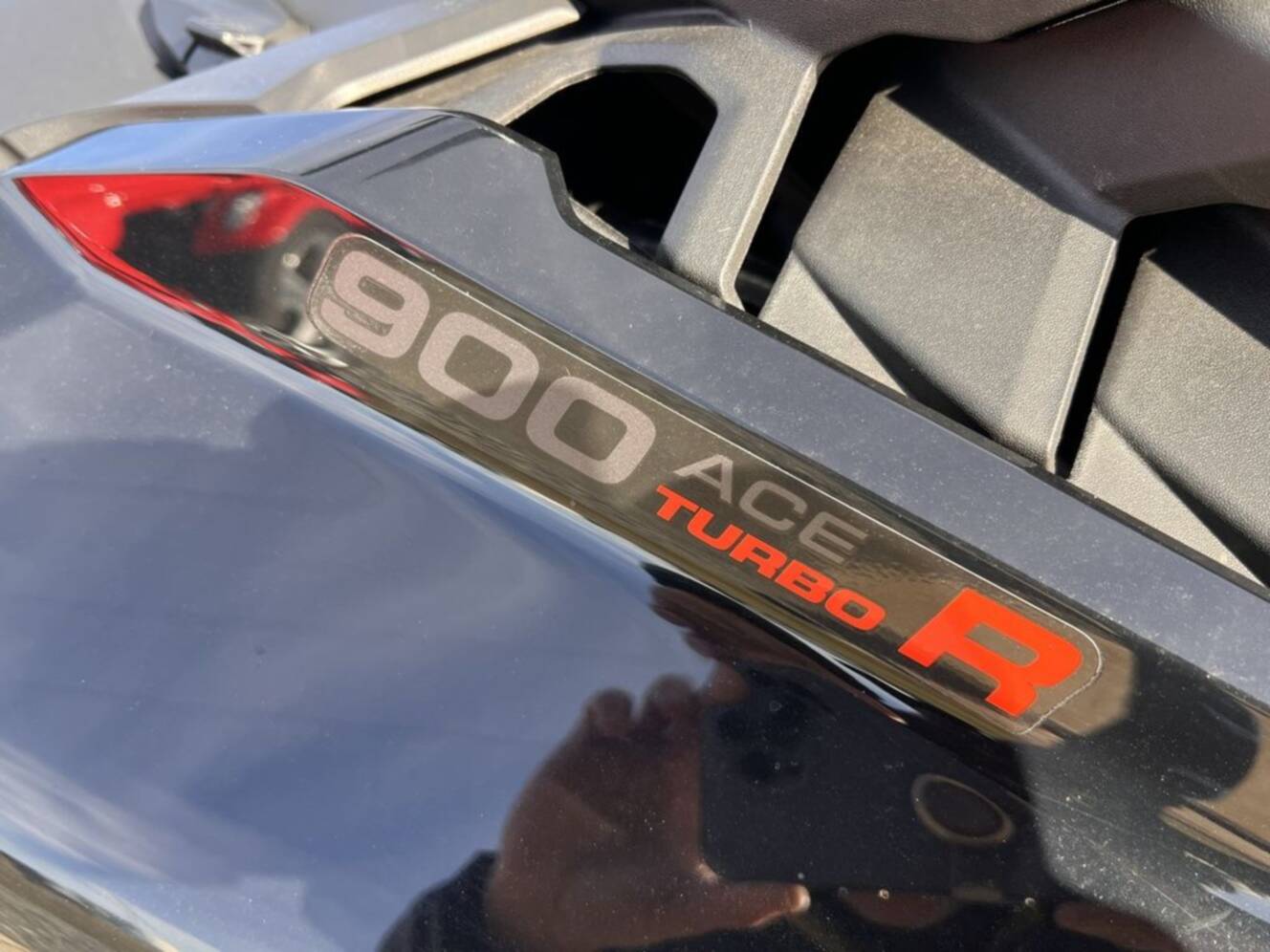A photo of this 2025 Ski-Doo Renegade® X-RS® 900 ACE Turbo R Ice R. XT 1.5 Std_7.2