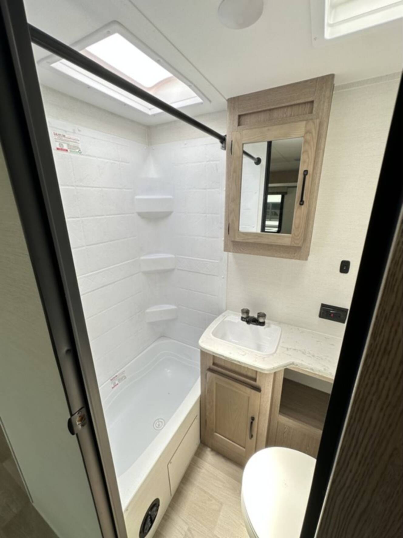 A photo of this 2026 Gulf Stream Conquest Lite Ultra-Lite 279BH