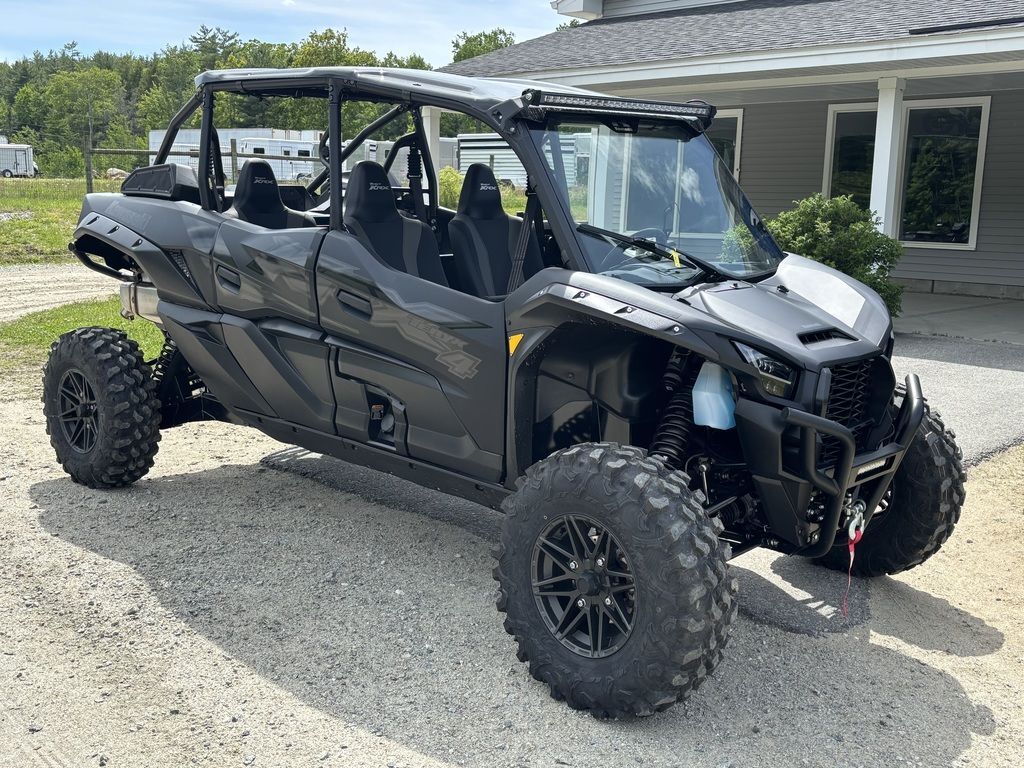 2026 Kawasaki Teryx® KRX4 1000 Blackout Edition in swanzey NH