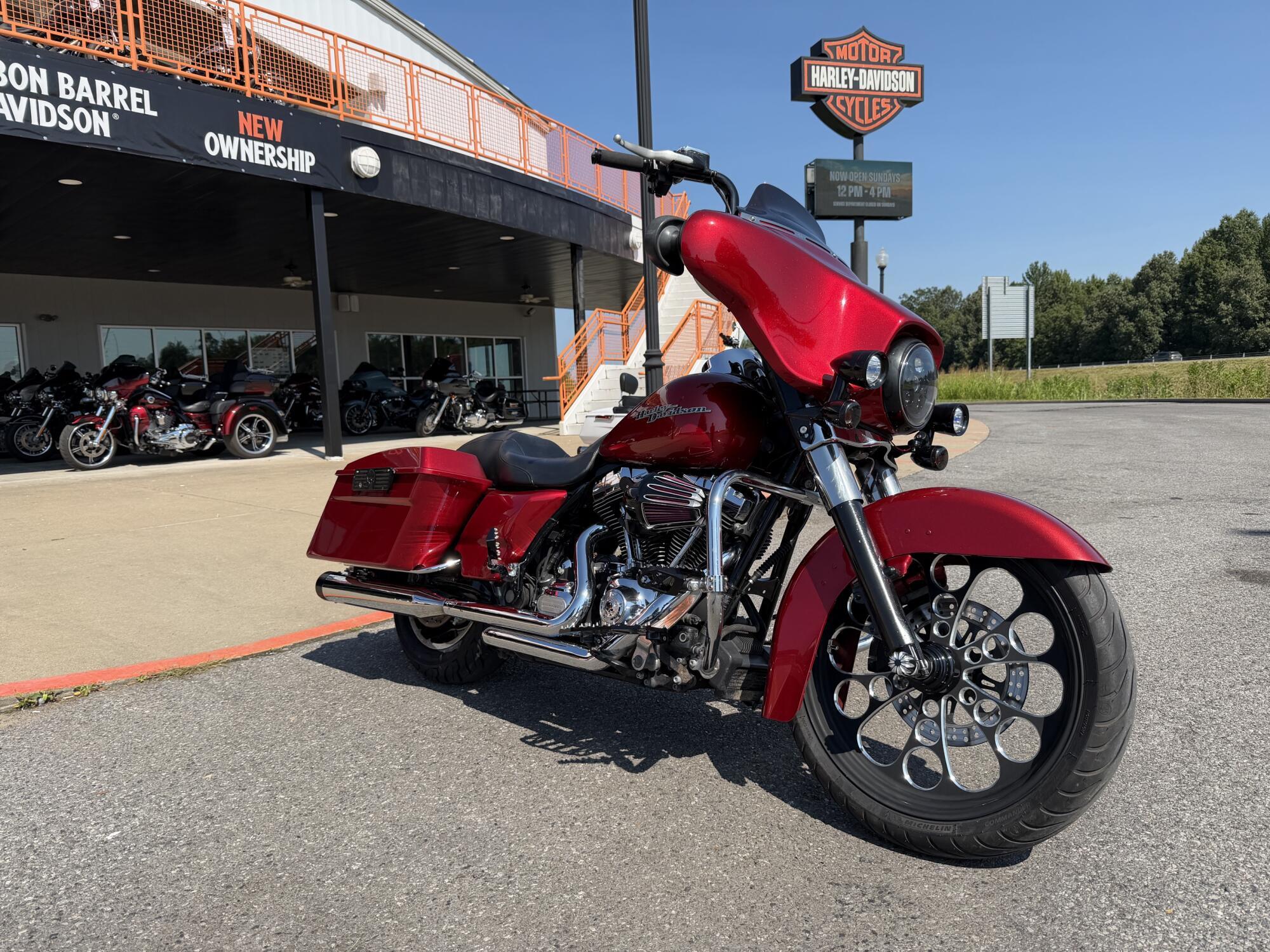 2012 Harley-Davidson Street Glide in Winterville, NC