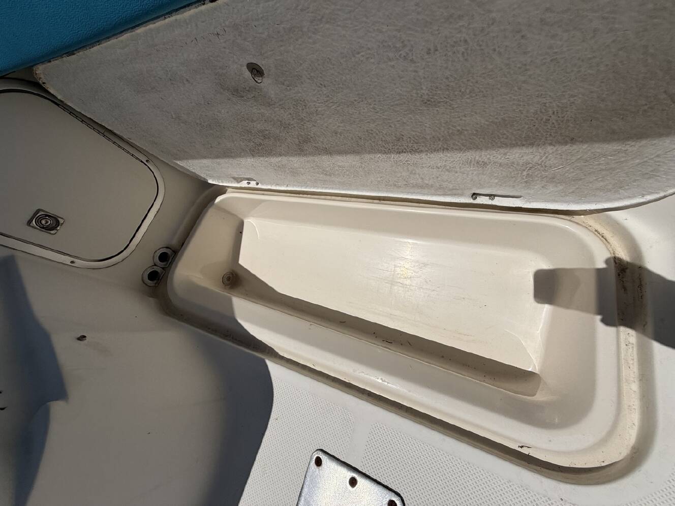 A photo of this 2002 Bayliner Trophy pro 2002