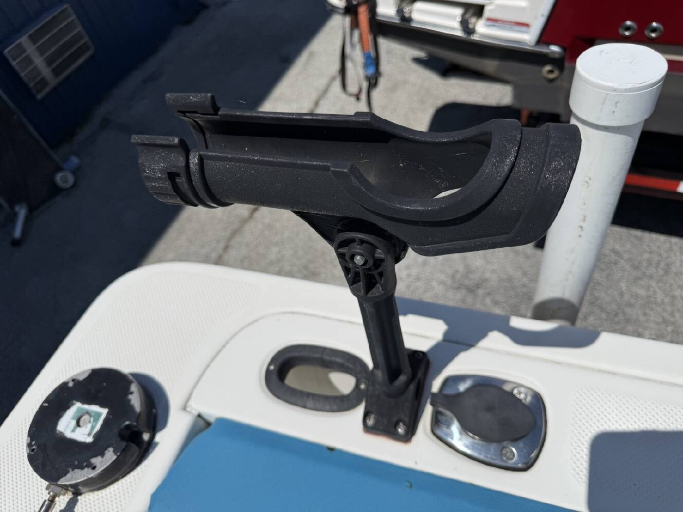 A photo of this 2002 Bayliner Trophy pro 2002