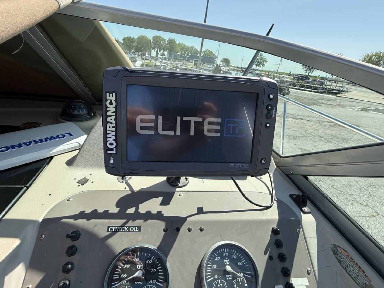 A photo of this 2002 Bayliner Trophy pro 2002