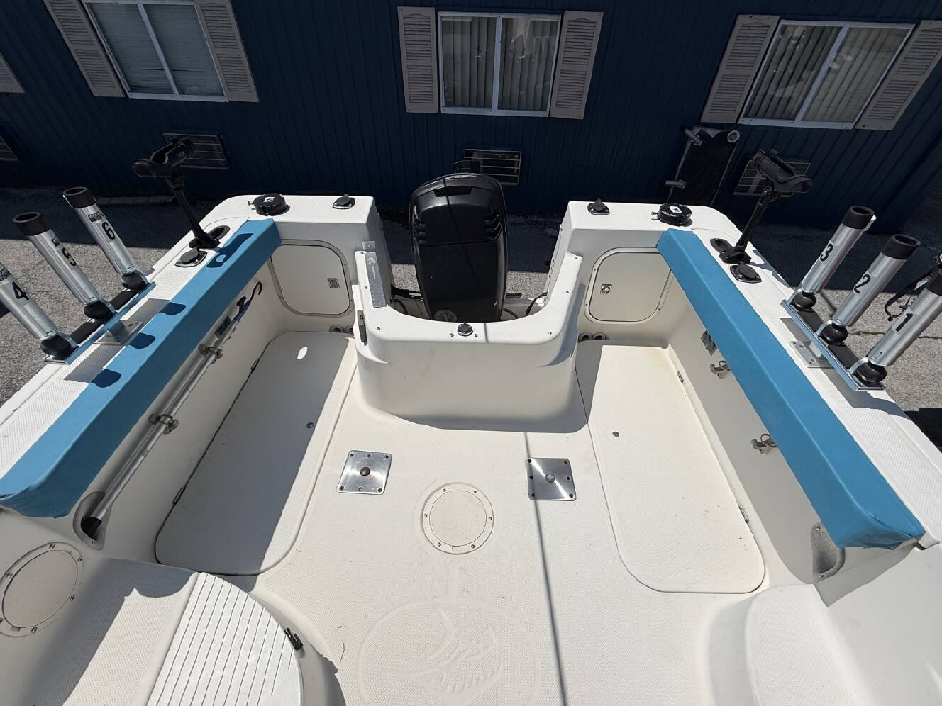 A photo of this 2002 Bayliner Trophy pro 2002