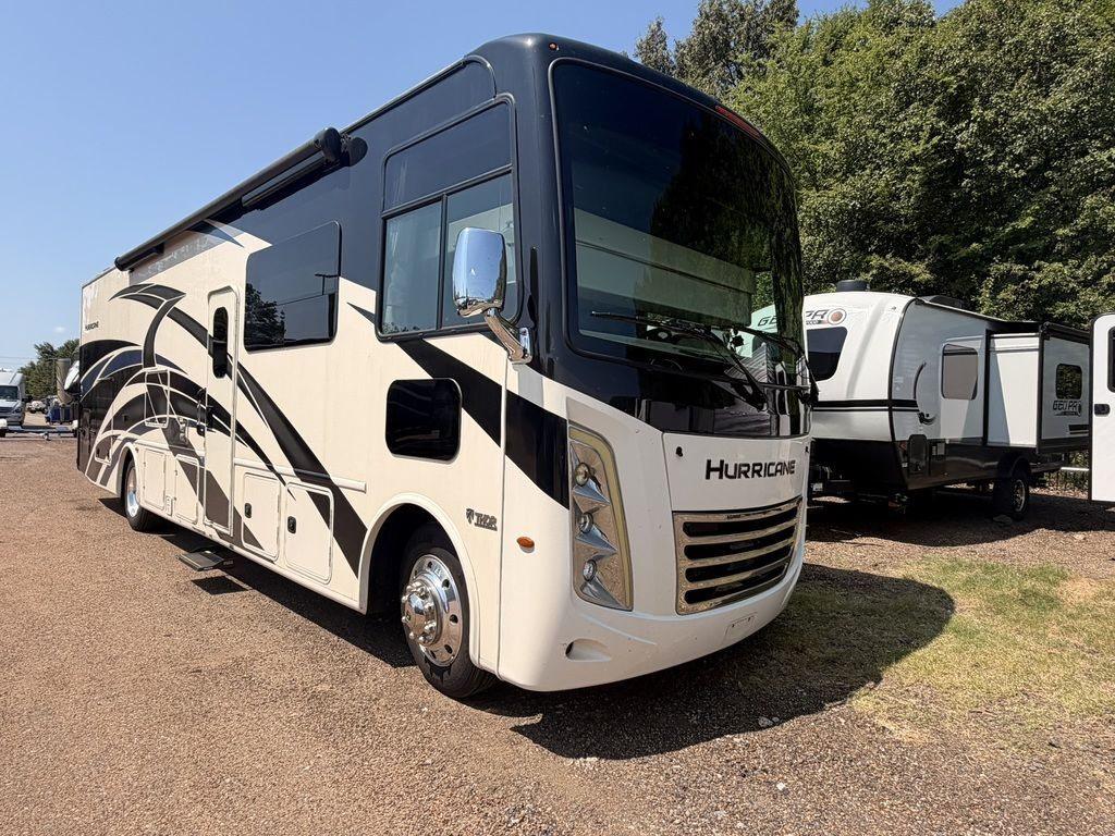 2022 Thor Motor Coach Hurricane ® 34J RV