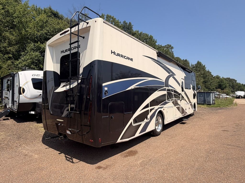 2022 Thor Motor Coach Hurricane ® 34J in southaven MS