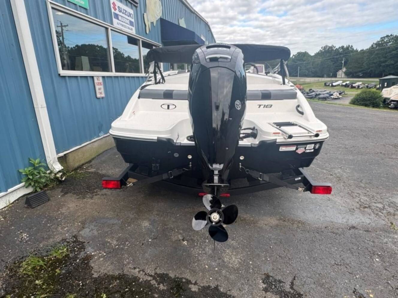 A photo of this 2027 Tahoe Boats T18