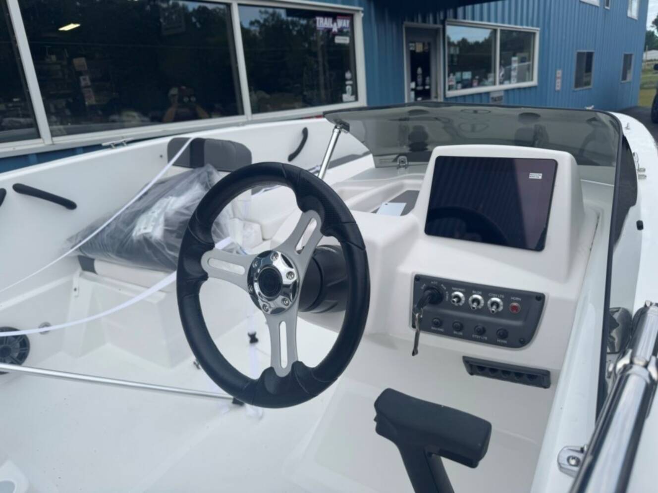 A photo of this 2027 Tahoe Boats T18