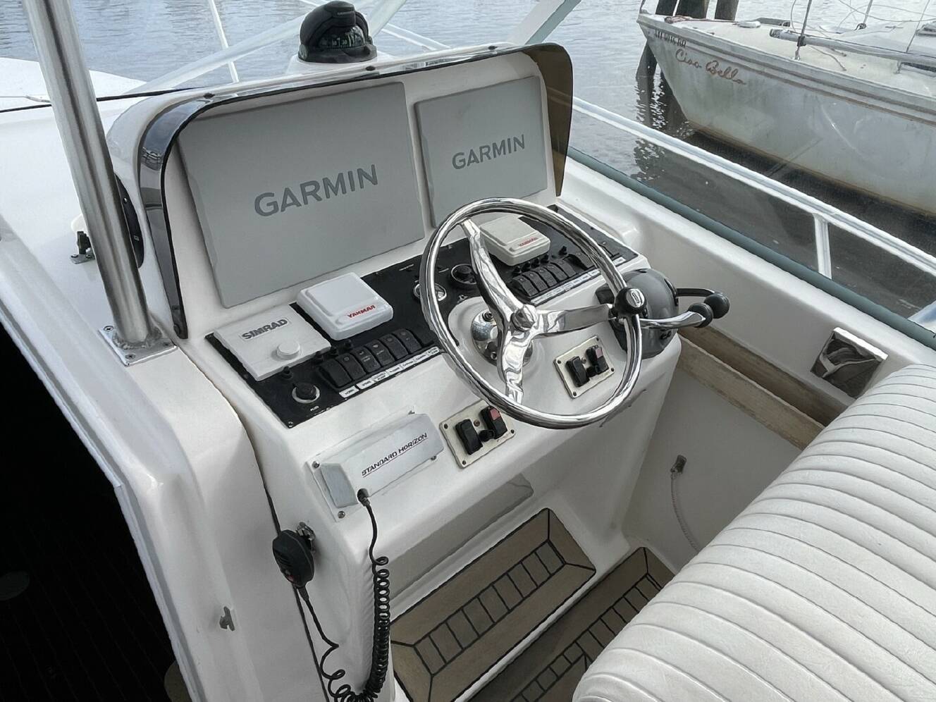A photo of this 2007 Luhrs 31 Open