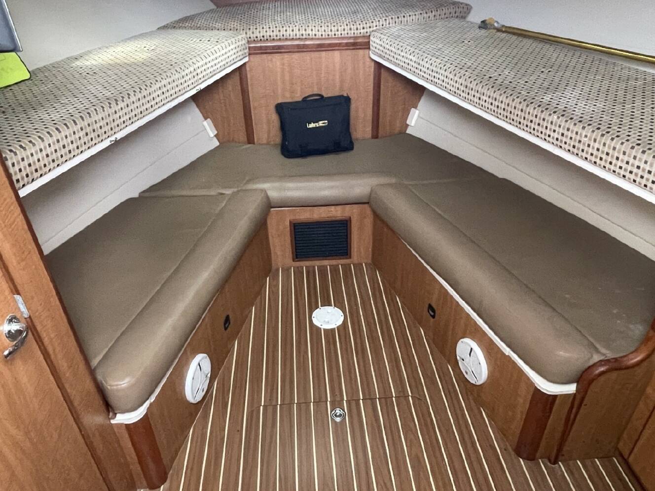 A photo of this 2007 Luhrs 31 Open