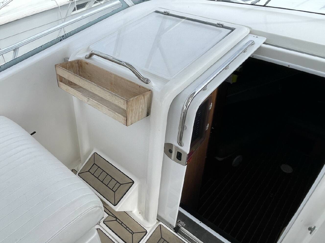 A photo of this 2007 Luhrs 31 Open
