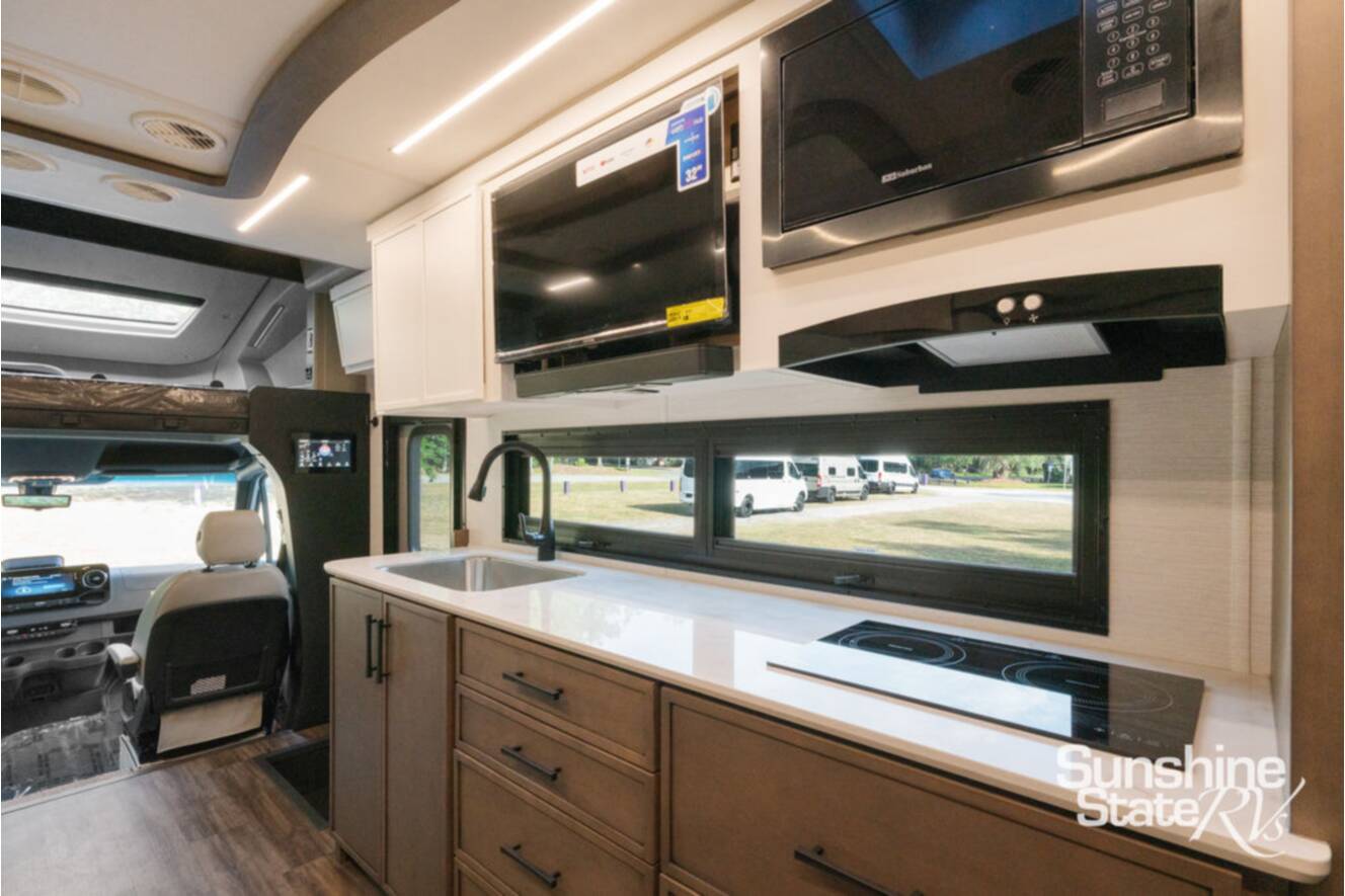 A photo of this 2026 Newmar Freedom Aire 2515 Std