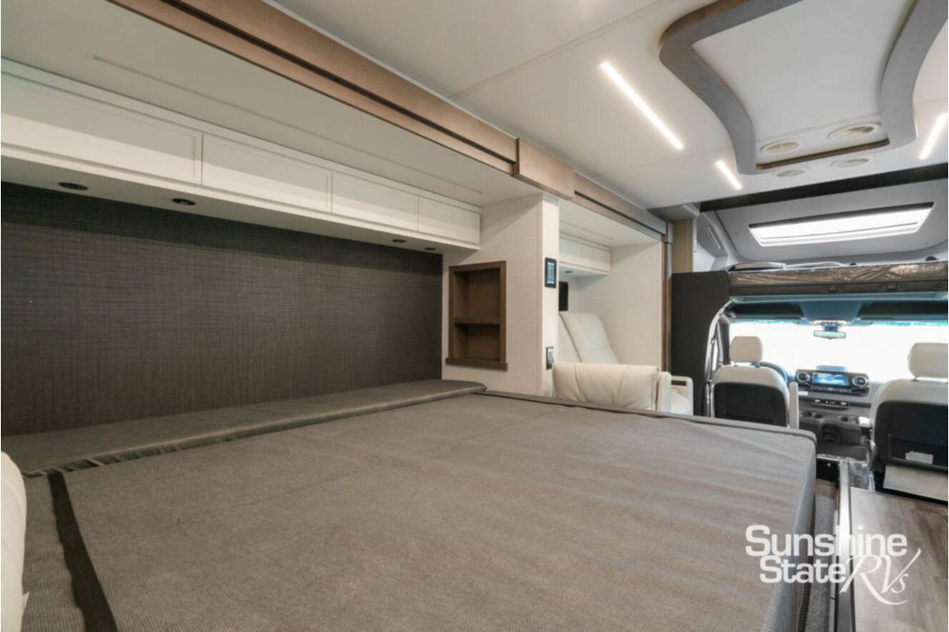 A photo of this 2026 Newmar Freedom Aire 2515 Std