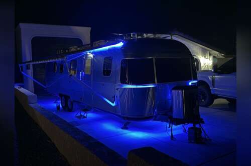 2025 Airstream CLASSIC 33RB in spring TX