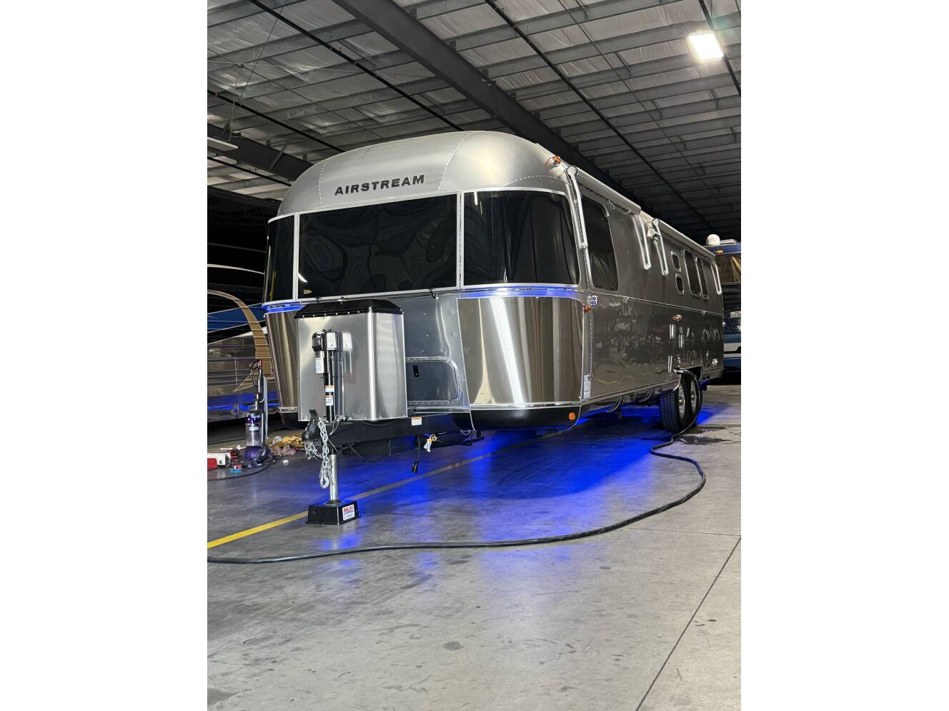A photo of this 2025 Airstream CLASSIC 33RB