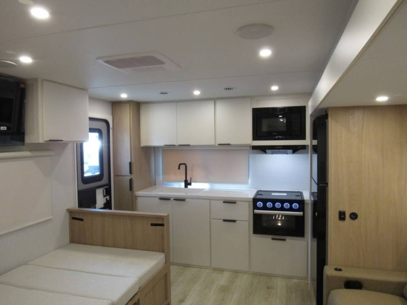 A photo of this 2026 Winnebago Thrive 24RKS