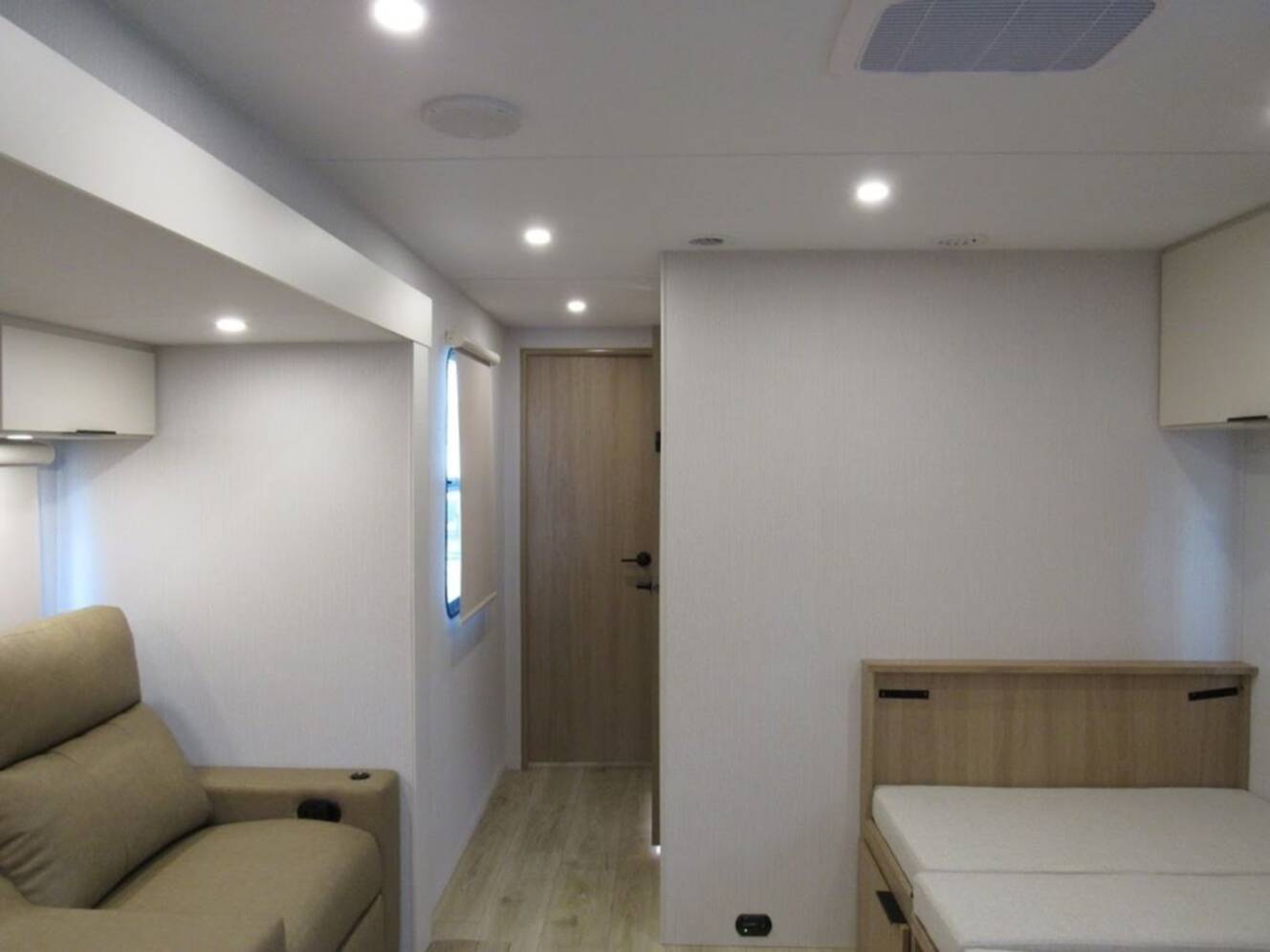 A photo of this 2026 Winnebago Thrive 24RKS