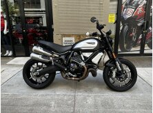 2025 Ducati Scrambler Icon Dark and Full Throttle Preview image