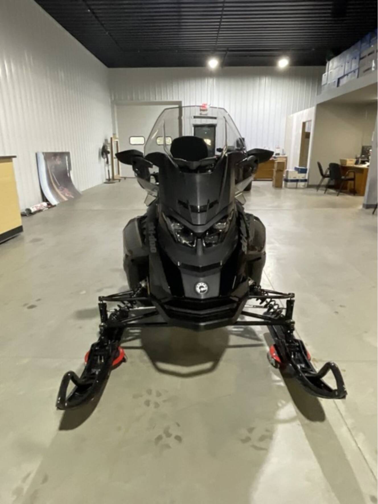 A photo of this 2026 Ski-Doo Grand Touring LE with Platinum Package 900 ACE