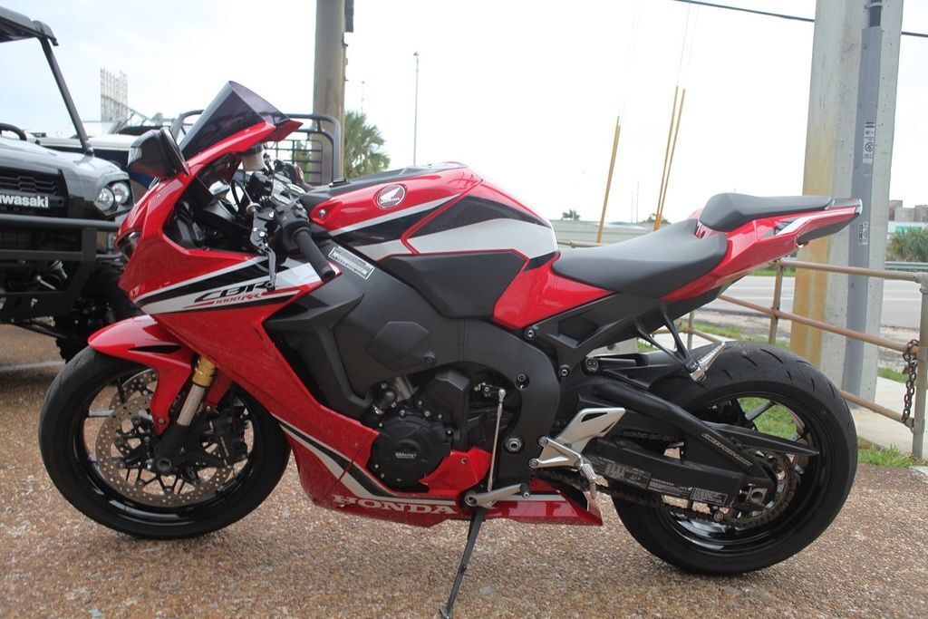 2026 Honda® CBR1000RR 1000RR in Hialeah, FL