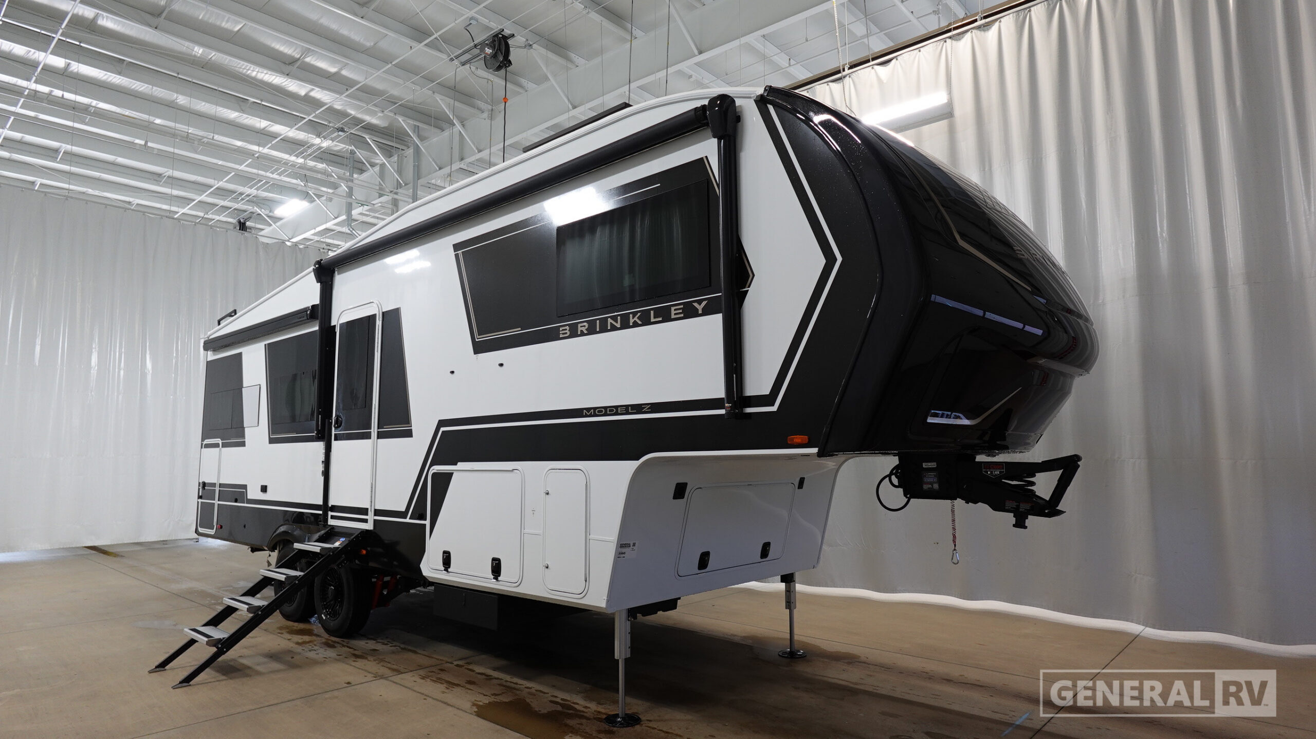 2027 Brinkley MODEL Z 2680 in dover FL