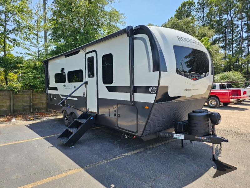 2027 Forest River Rv Rockwood Mini Lite 2524FBT in longview TX