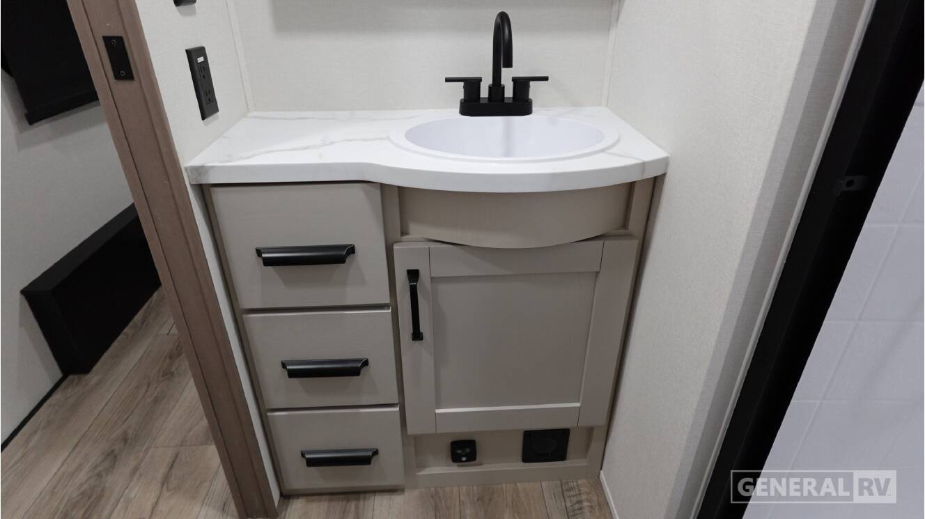 A photo of this 2026 Grand Design REFLECTION 100 SERIES 22RK