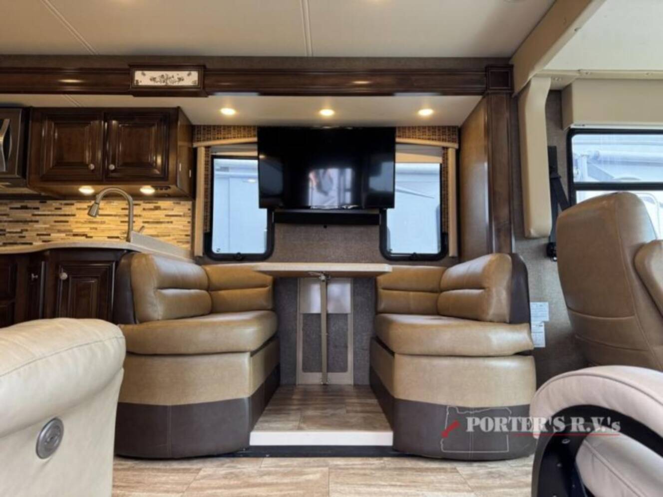 A photo of this 2017 Thor Motor Coach Palazzo 33.2
