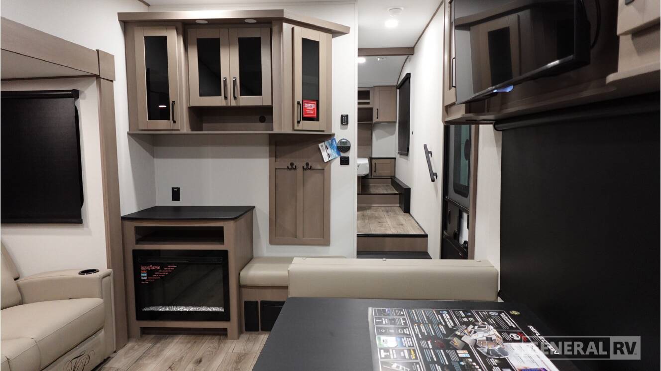 A photo of this 2027 Grand Design REFLECTION 150 SERIES 250ML