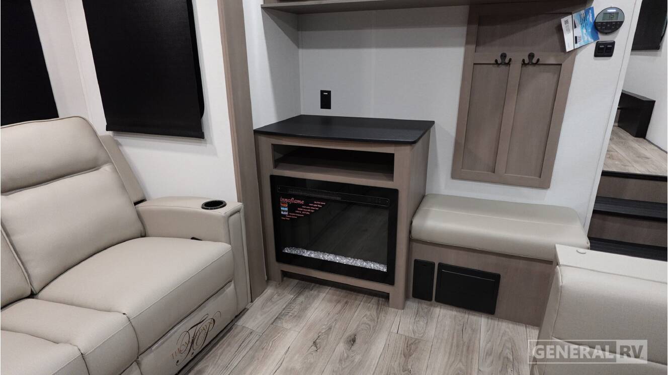 A photo of this 2027 Grand Design REFLECTION 150 SERIES 250ML