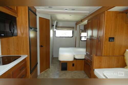 2017 Jayco MELBOURNE 24L in dover FL